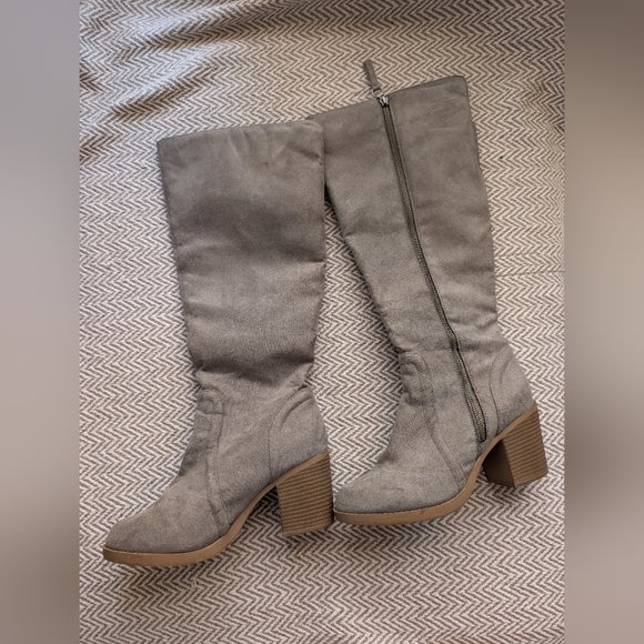 SO Okapi Taupe Grayish Heeled Boots Over The Knee - Picture 6 of 8